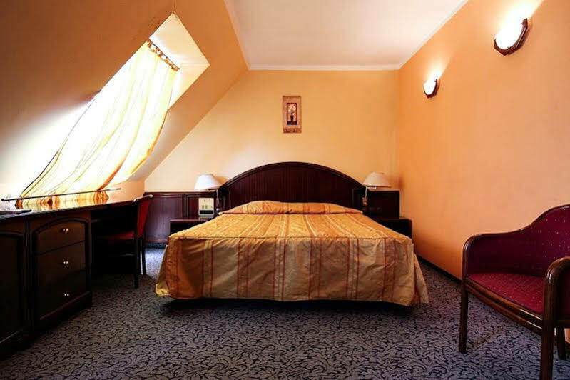 Best Western Terminus Hotel София Екстериор снимка